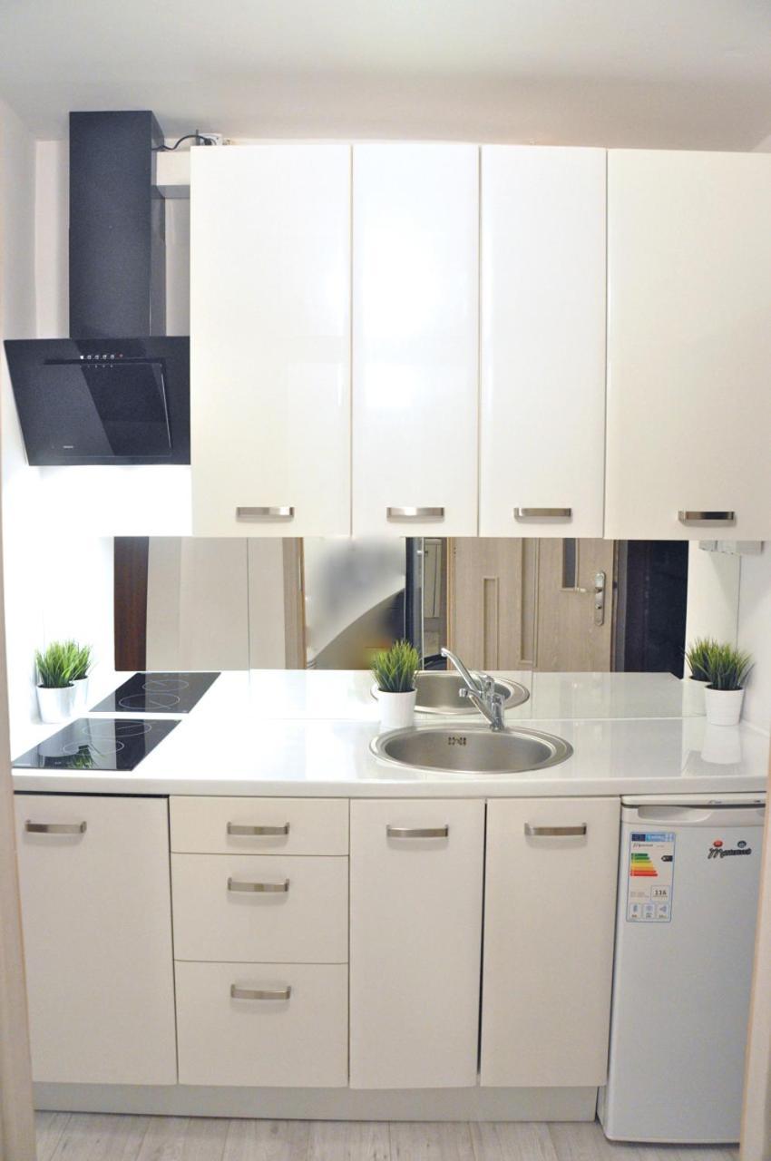 Nice And Comfy Studio Close To Old Town And Metro. Warschau Buitenkant foto
